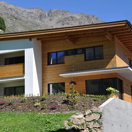 Montana アパート *