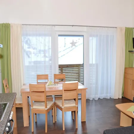 Montana フェント