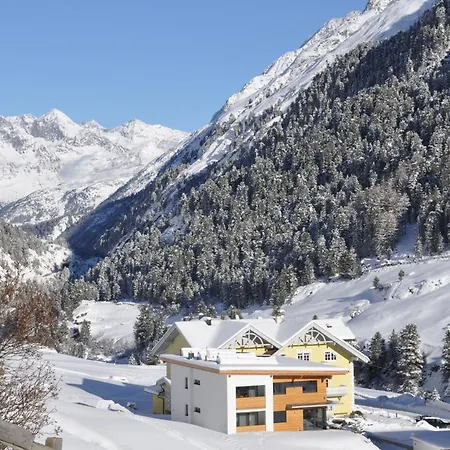 Montana Apartament *